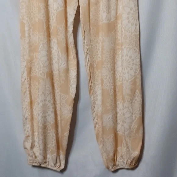 Lotus and Luna Mandala Paisley Havana Harem Pants. Size S/M - Picture 8 of 14